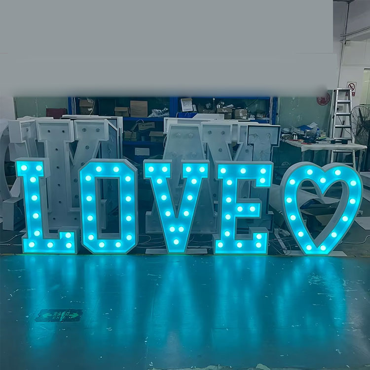 Outdoor LED Neon Marry Me Meta - огляд і ціна Light Up Letters Marquee