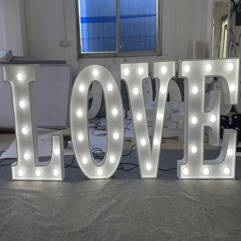 Decor Marry Me Lights Marquee  - огляд і ціна Light Up Letters Marquee
