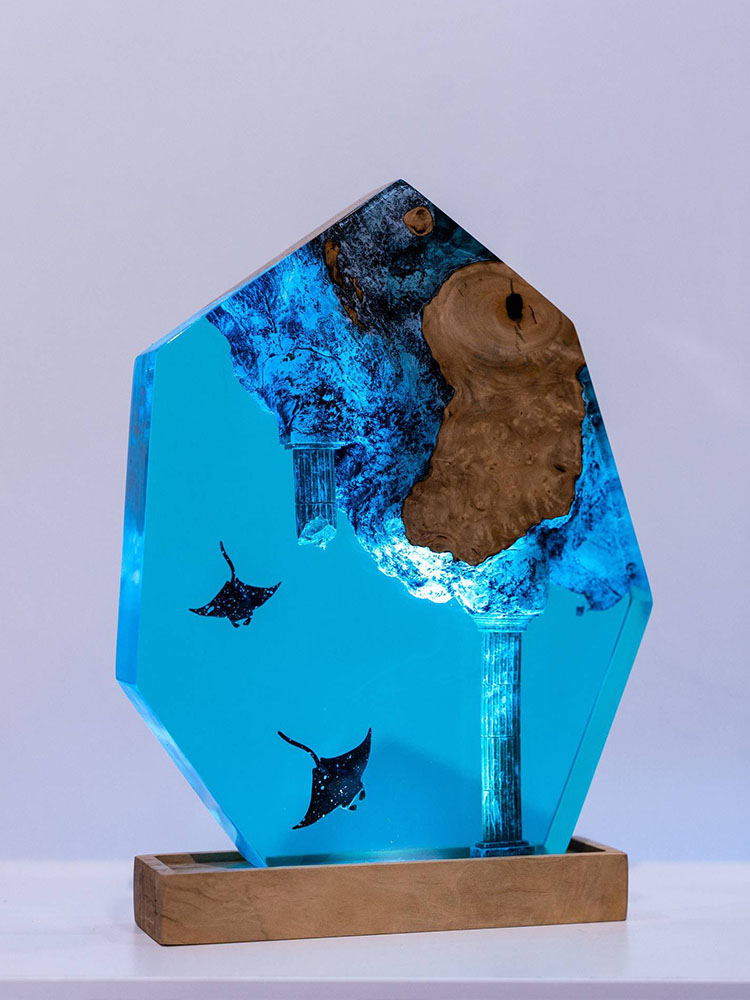 Customized Items Resin Table L - огляд і ціна Lighting Room Decor Items